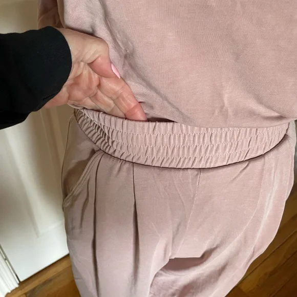 NWOT EXPRESS LOUGE SET - Picture 4 of 12